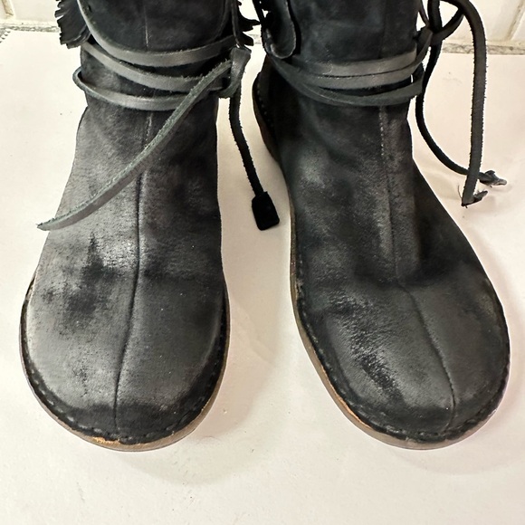 UGG 8 Gaviota sheep skin fringe black woman gorpcore casual outdoor suede boot - Picture 8 of 12